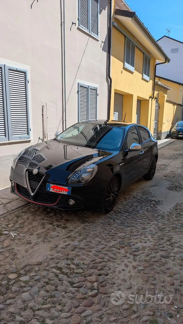 Alfa Romeo Giulietta 2017 photo 2