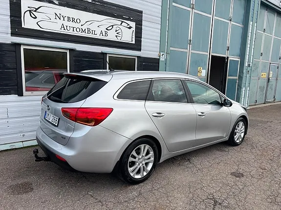 Kia Ceed 2013 photo 3