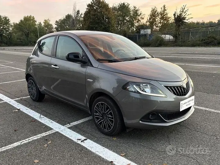 Lancia Ypsilon 2023 photo 5