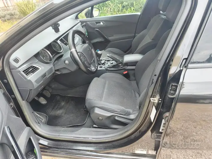 Peugeot 508 2011 photo 3
