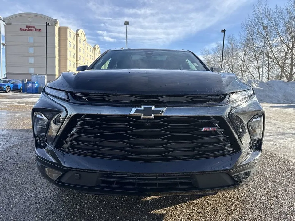 Chevrolet Blazer 2026 photo 2
