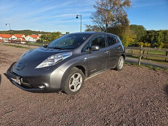 Nissan Leaf 2015 photo 3