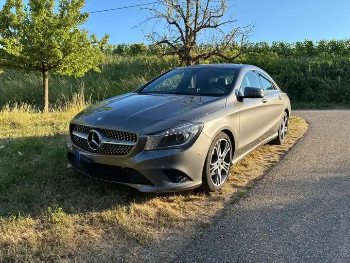 Mercedes-Benz Cla 180