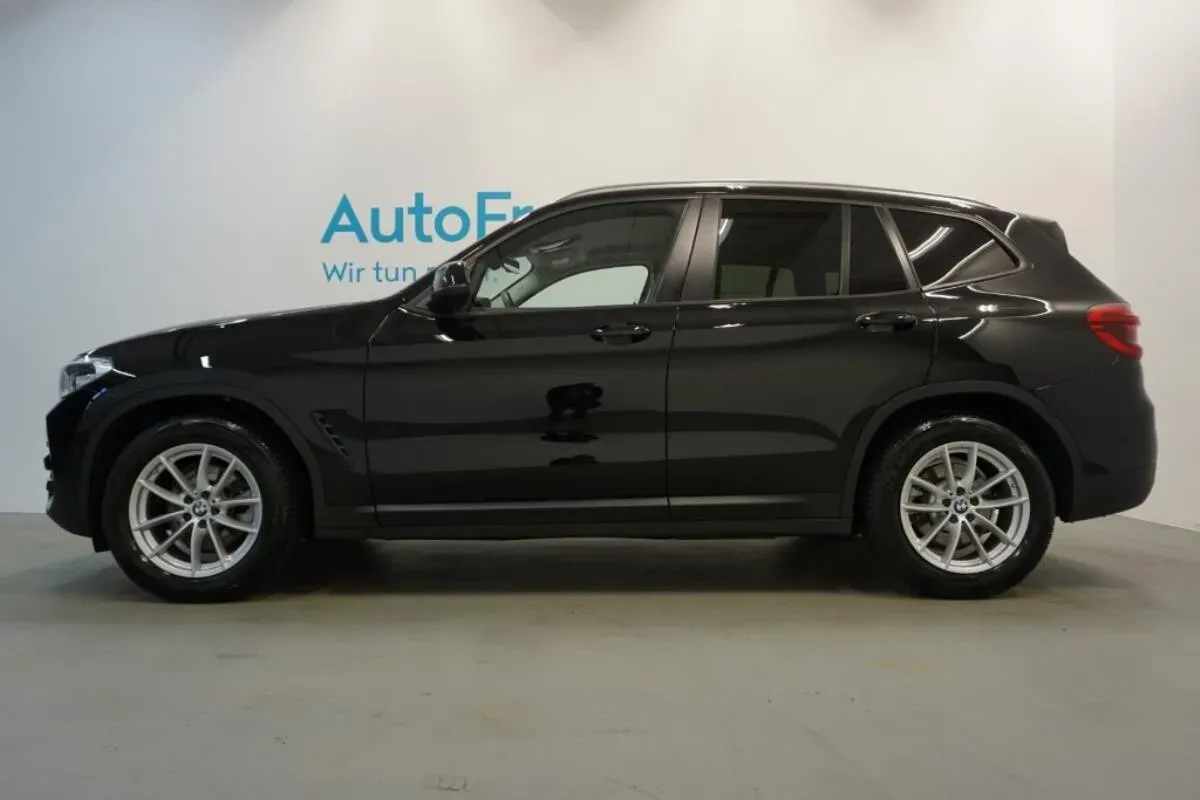 BMW X3 2021 photo 3