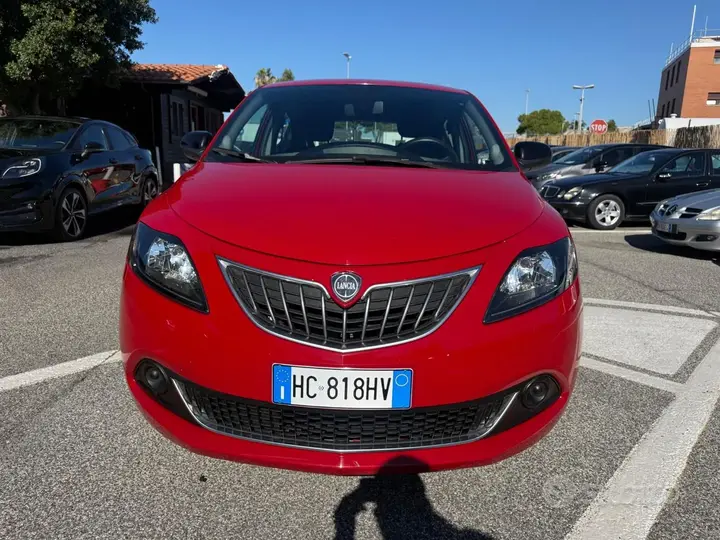 Lancia Ypsilon 2021 photo 2