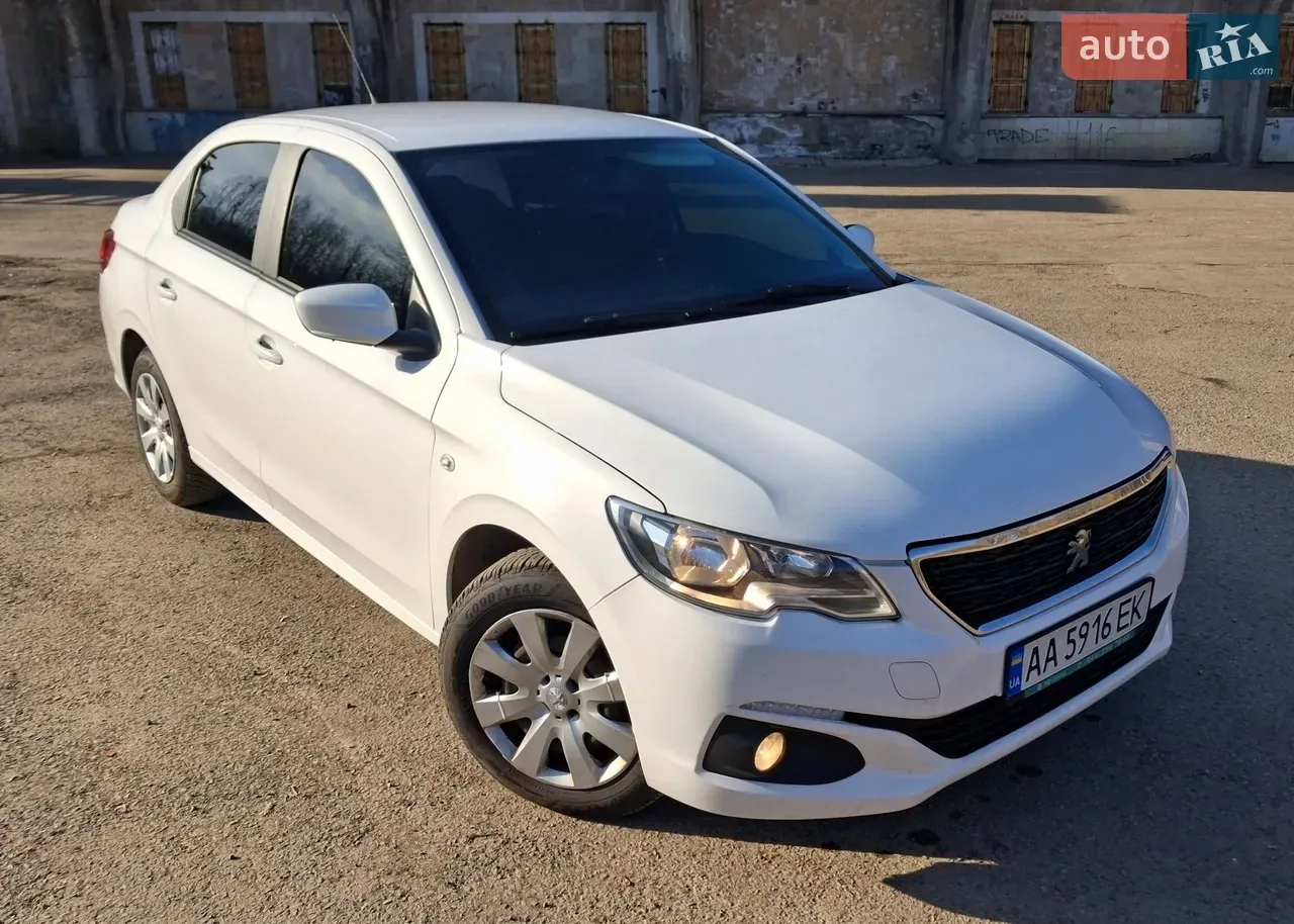 Peugeot 301