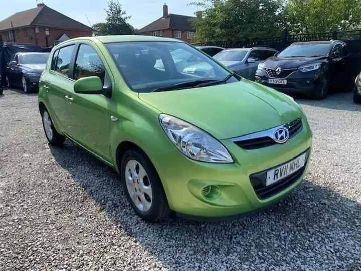 Hyundai I20 2011 photo 2