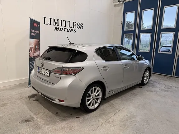 Lexus Ct200H 2011 photo 3