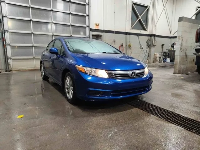 Honda Civic 2012 photo 3