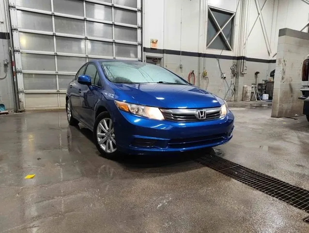 Honda Civic 2012 photo 2