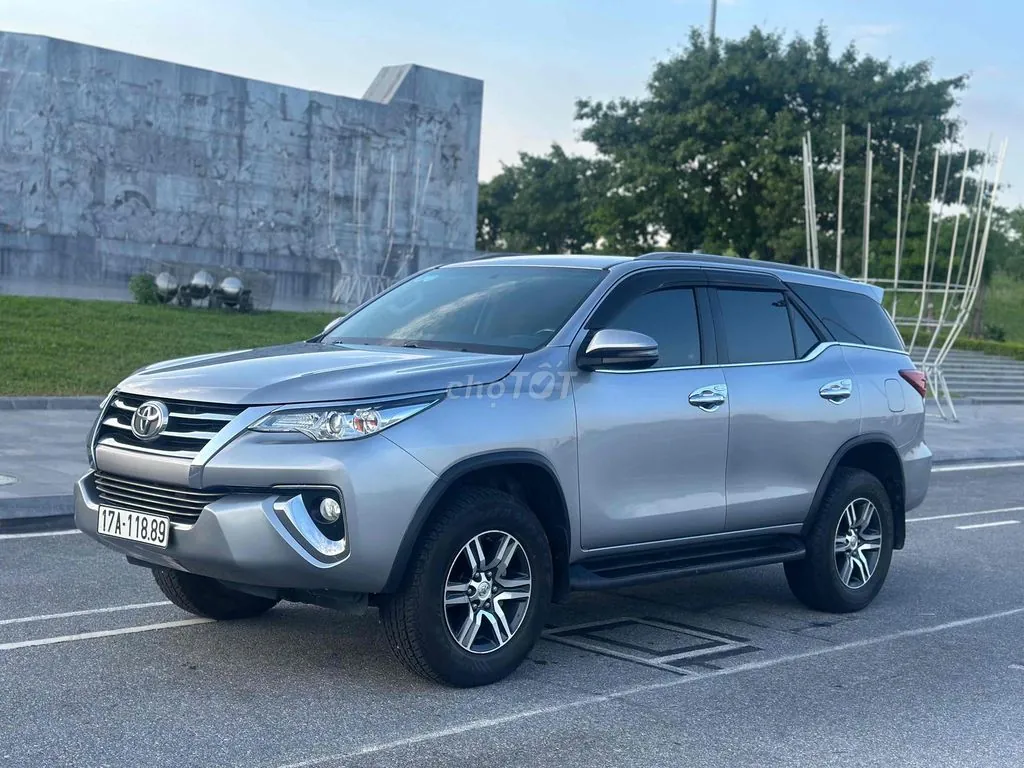 Toyota Fortuner 2018 photo 3