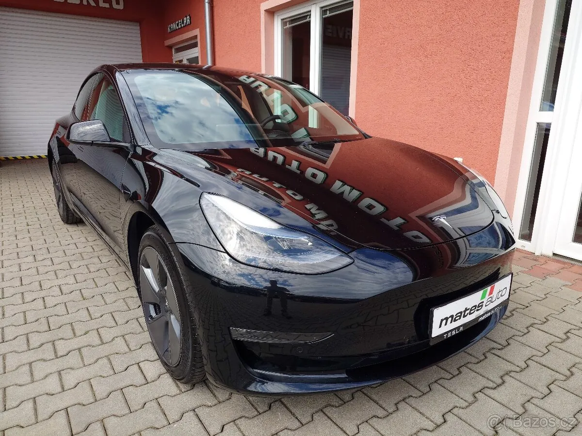 Tesla Model 3 2022 photo 4