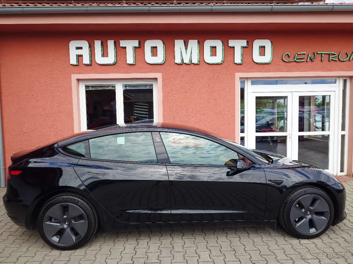 Tesla Model 3 2022 photo 5