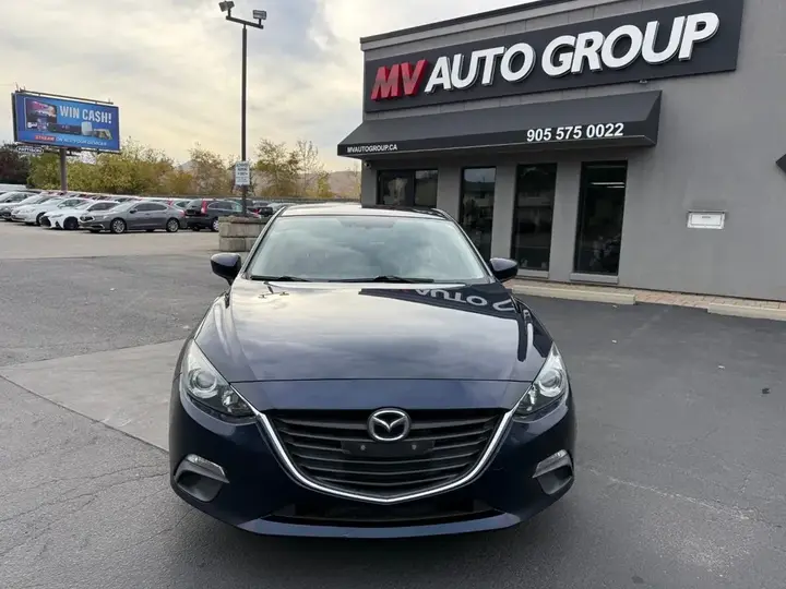 Mazda Mazda3 2015 photo 2