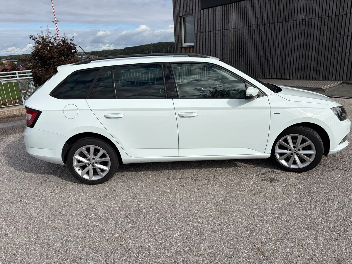 Skoda Fabia 2018 photo 3