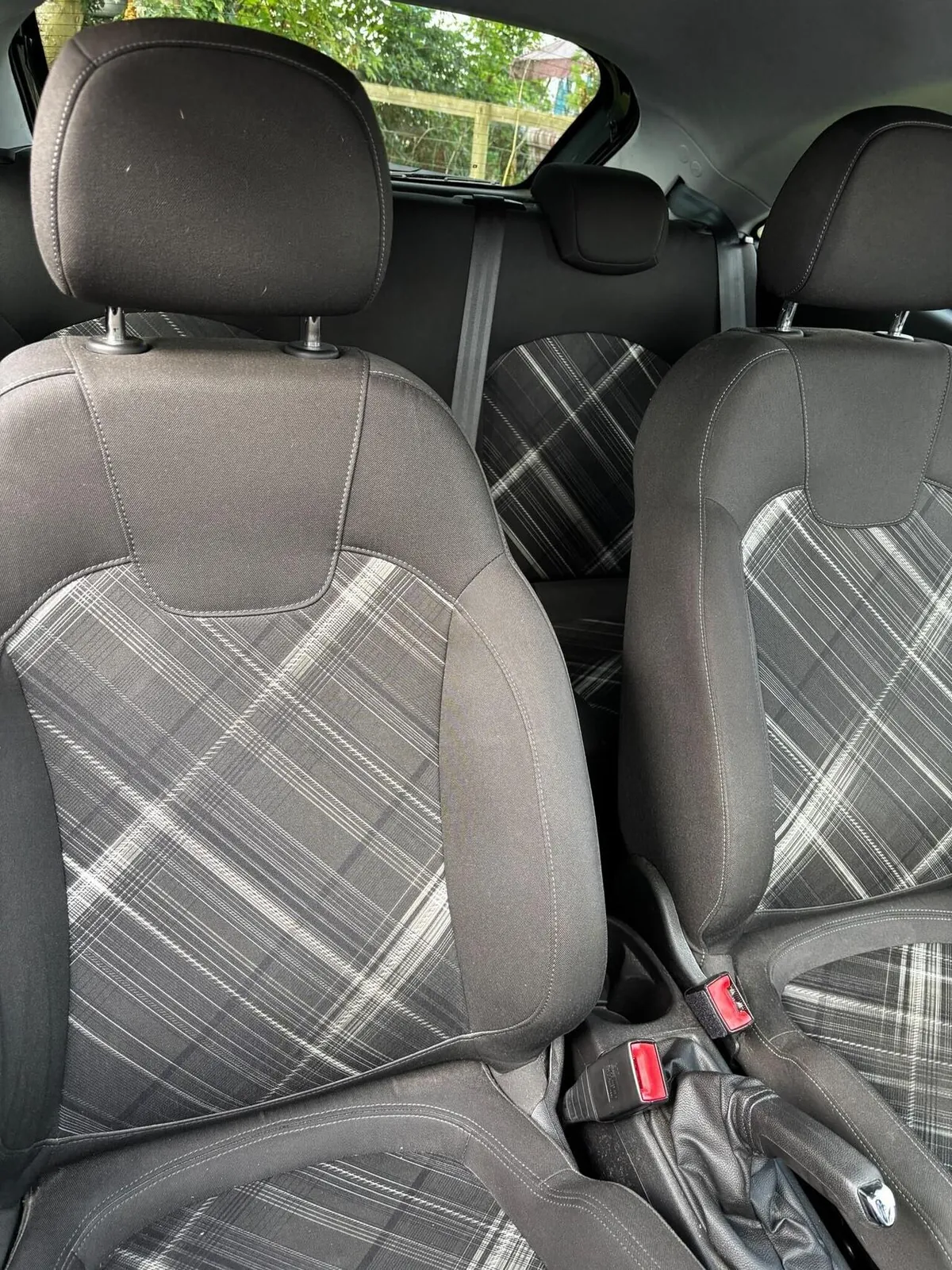 Vauxhall Corsa 2015 photo 4