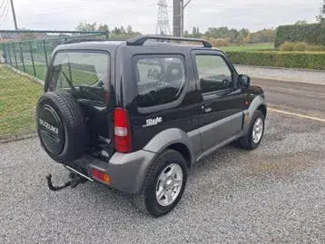 Suzuki Jimny 2006 photo 3