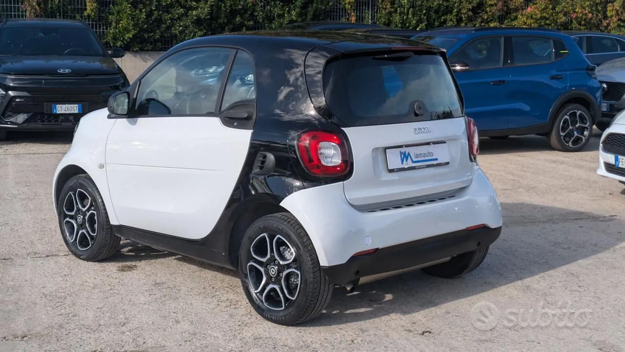 Smart Fortwo 2018 photo 4