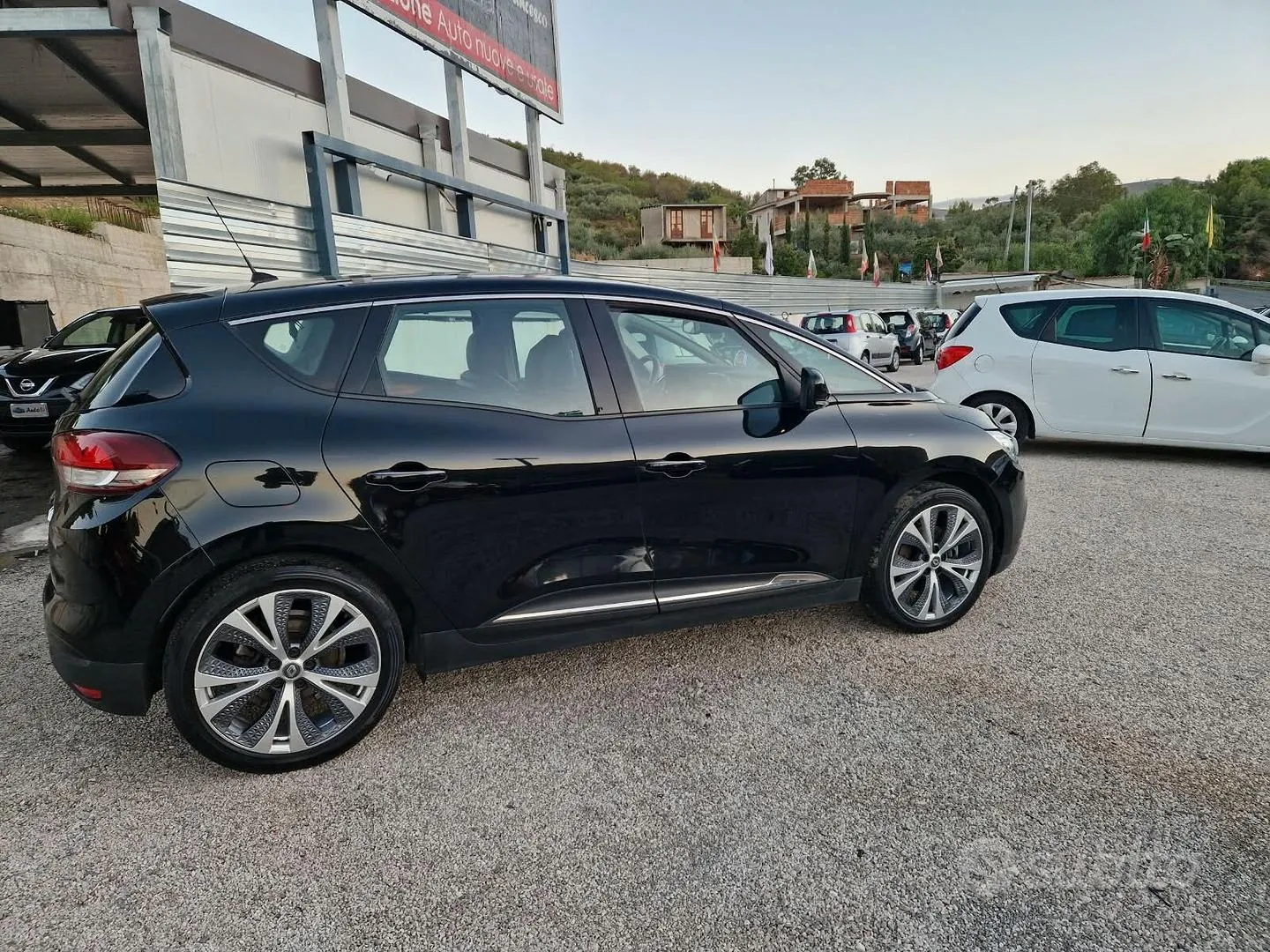 Renault Scenic 2017 photo 3