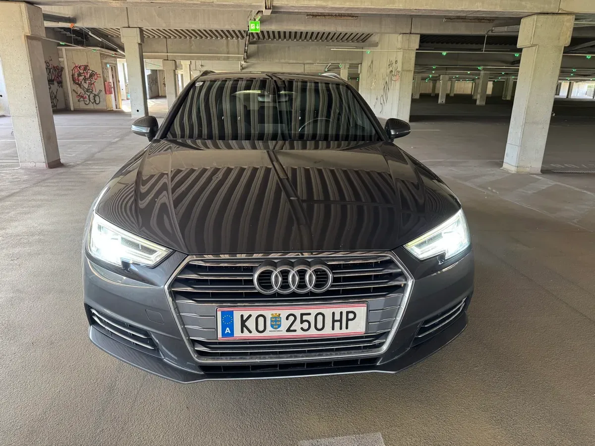 Audi A4 2016 photo 2