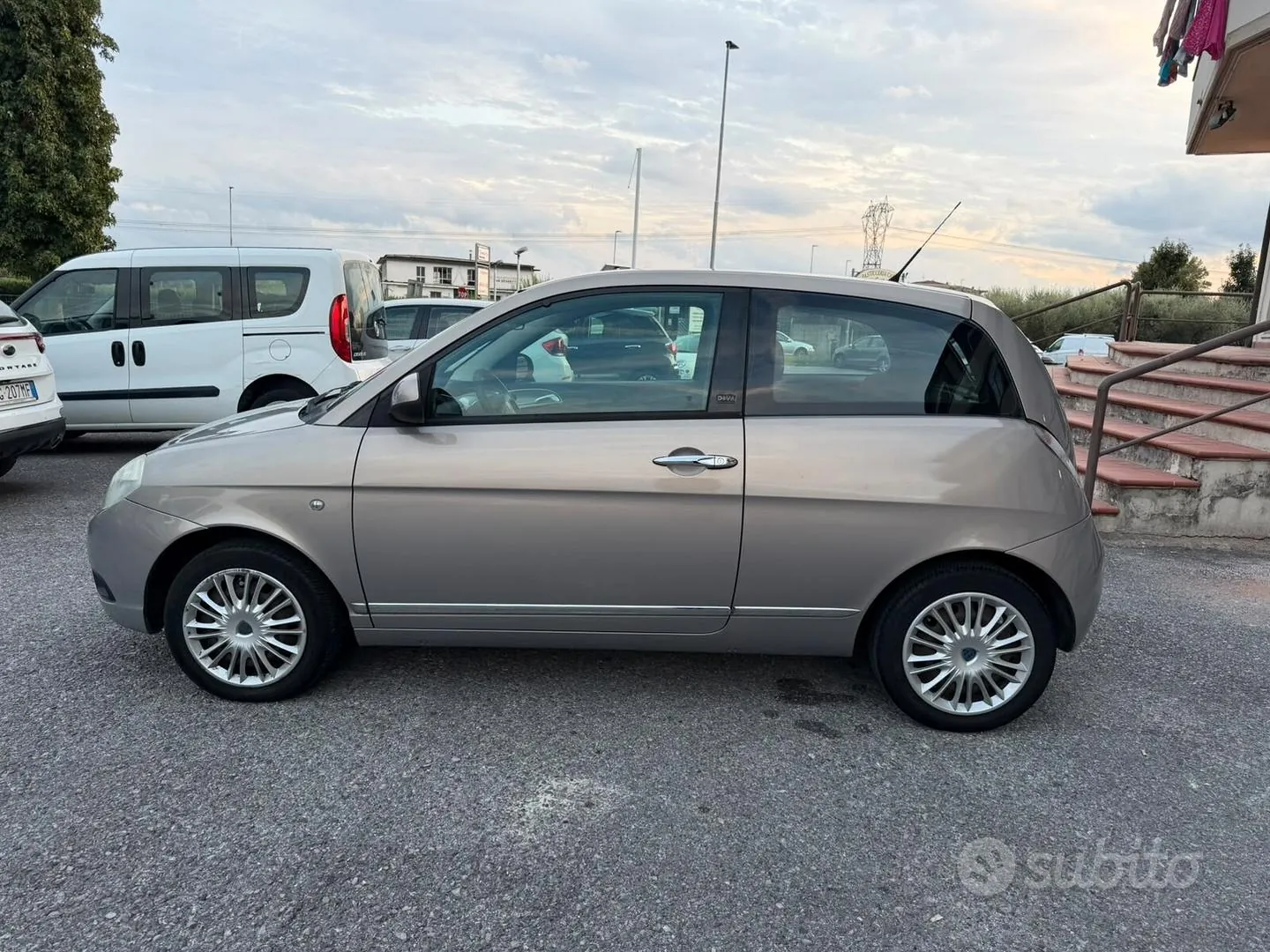 Lancia Ypsilon 2011 photo 4