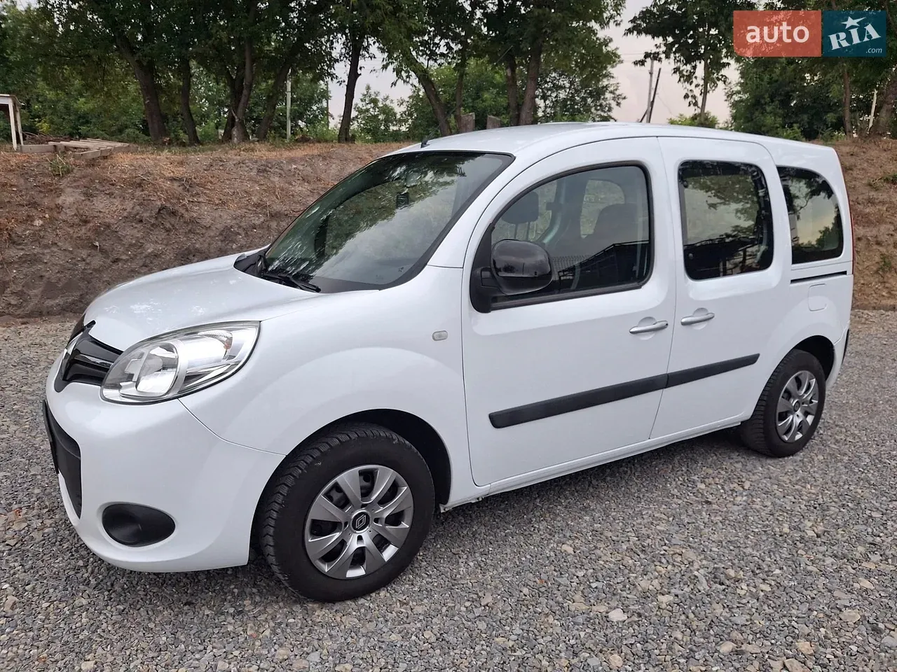 Renault Kangoo 2015 photo 4