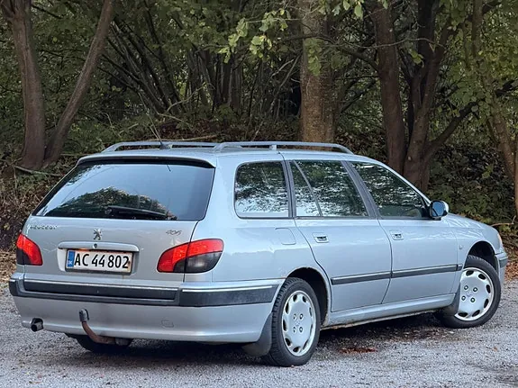 Peugeot 406 2003 photo 2