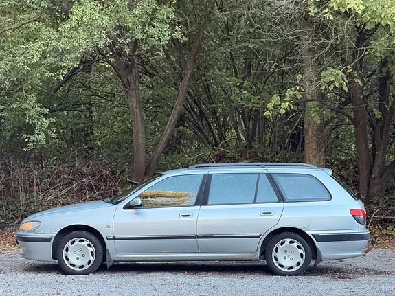 Peugeot 406 2003 photo 4
