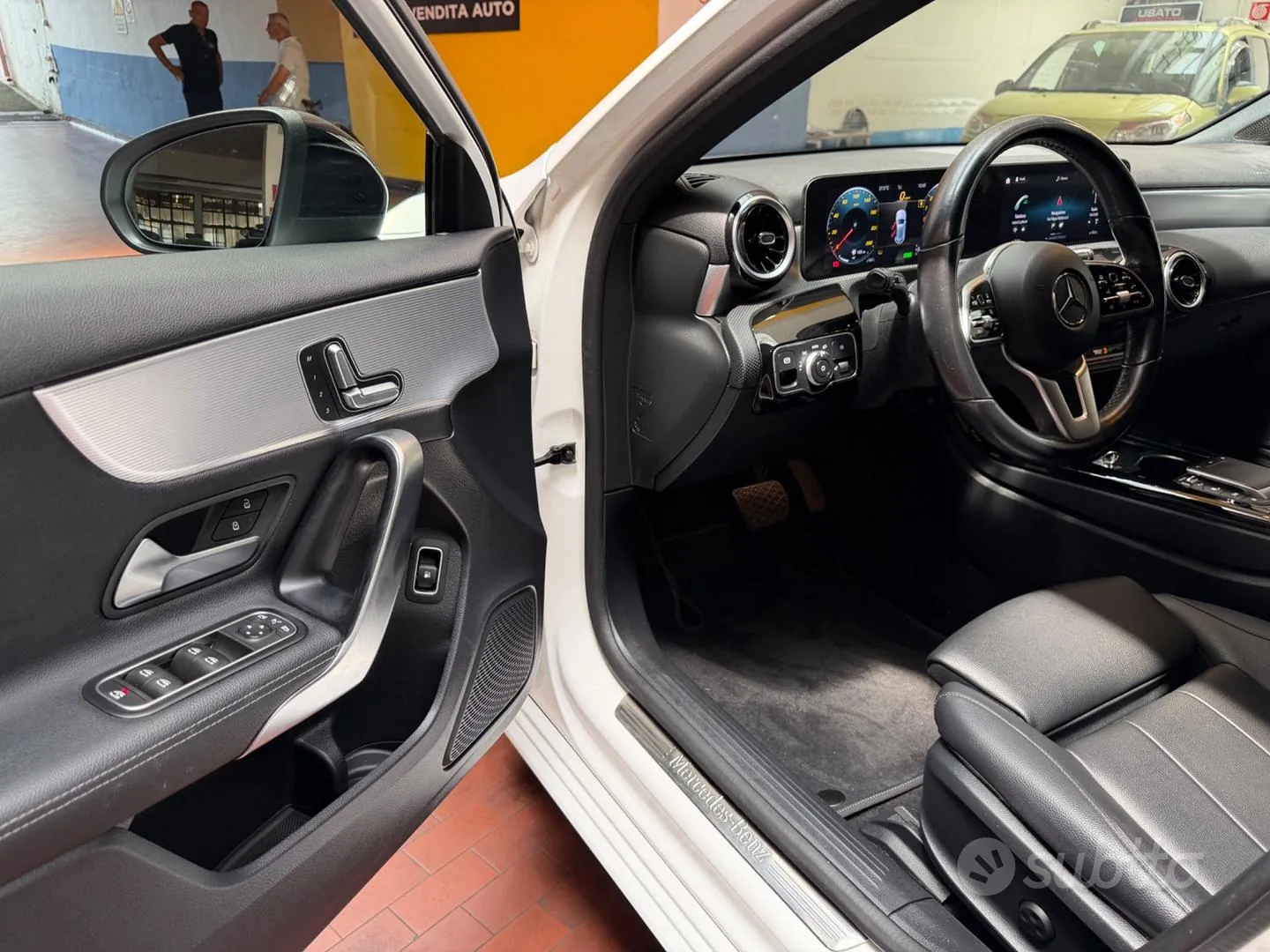 Mercedes-Benz A250E 2021 photo 5