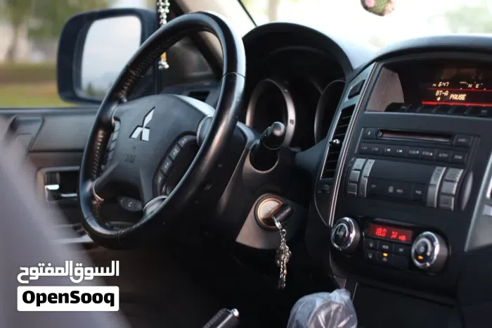 Mitsubishi Pajero 2016 photo 3