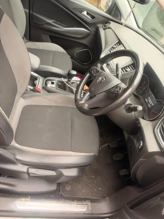 Vauxhall Grandland X 2018 photo 5