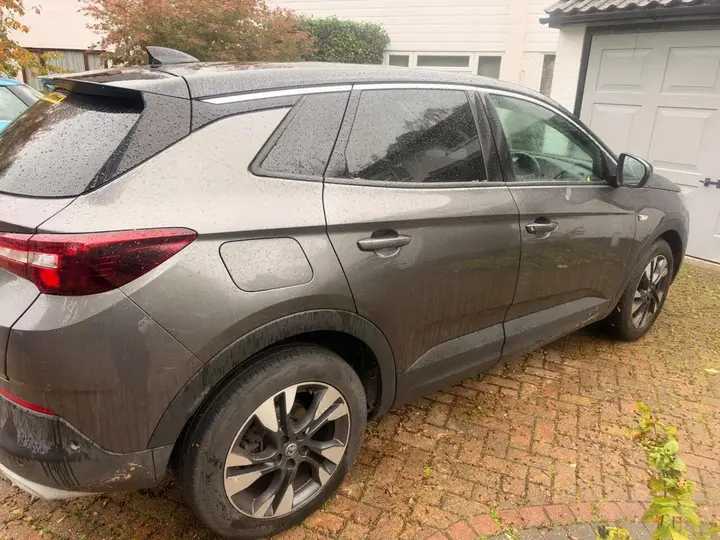 Vauxhall Grandland X 2018 photo 2
