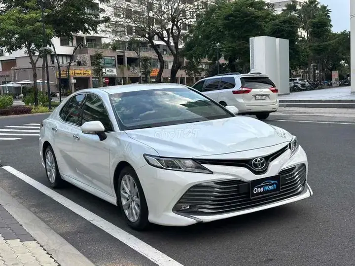Toyota Camry 2021 photo 4