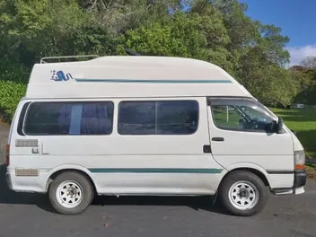 Toyota Hiace 1993 photo 2
