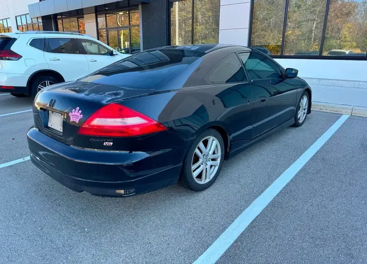 Honda Accord 2003 photo 4