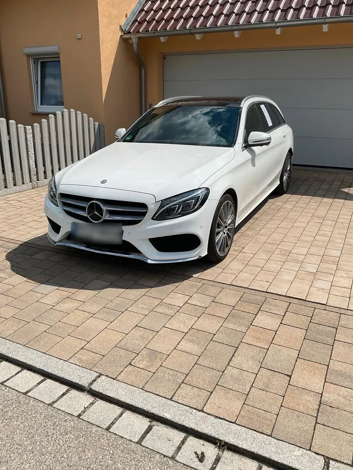 Mercedes-Benz C400
