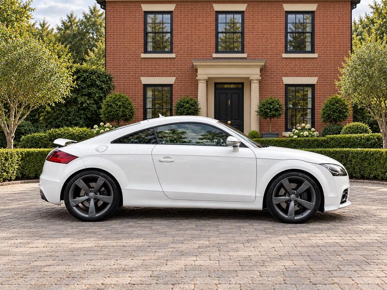 Audi Tts 2009 photo 2