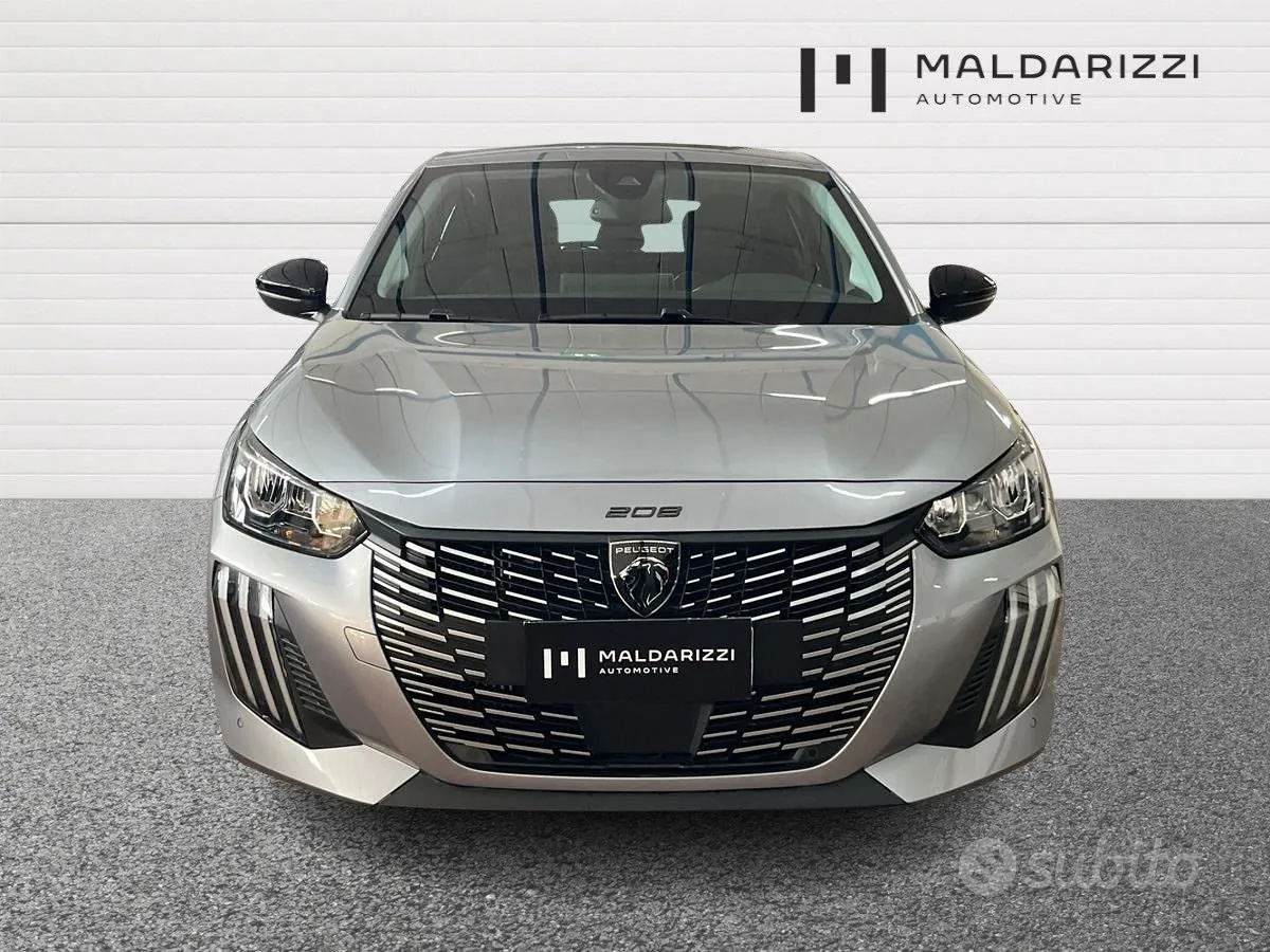 Peugeot 208 2025 photo 2