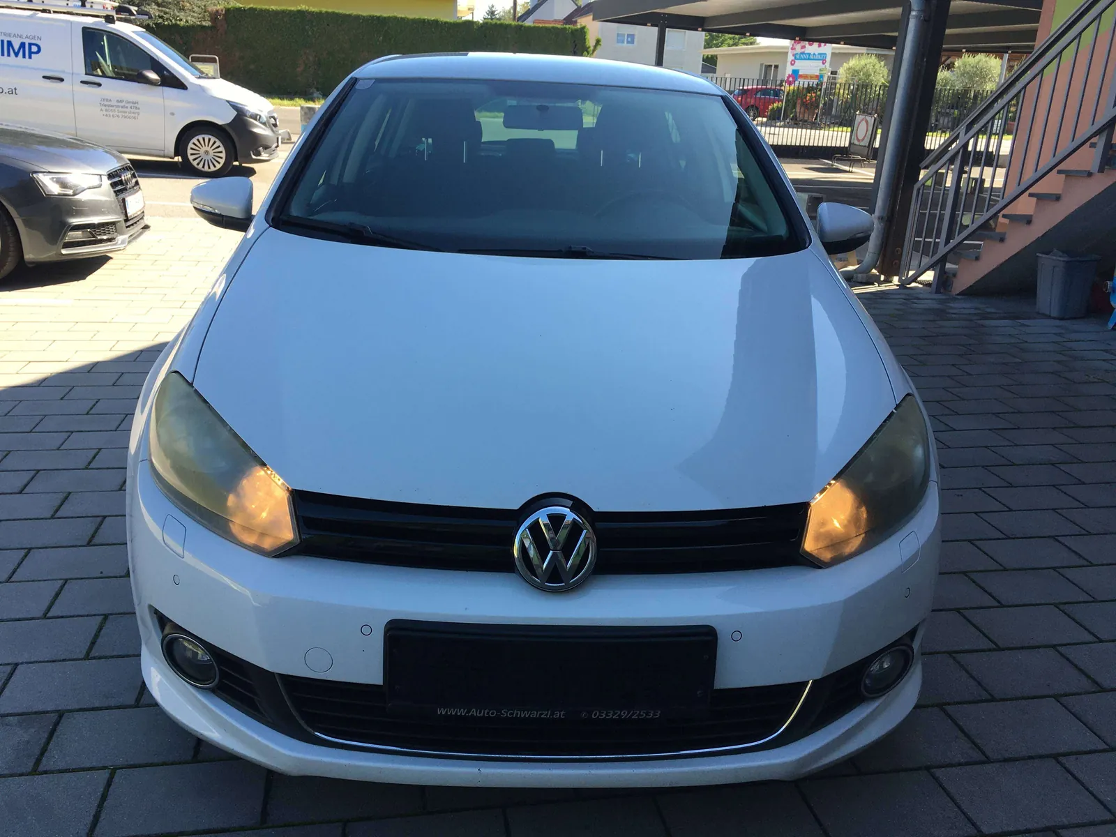Volkswagen Golf 2011 photo 2