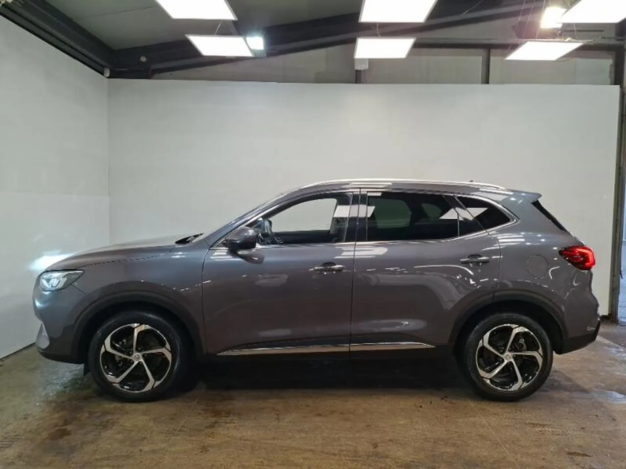 MG Mg Hs 2023 photo 4