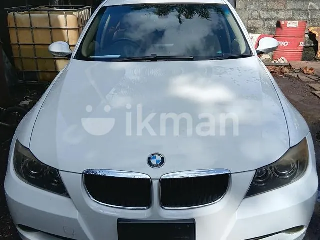 BMW 320I