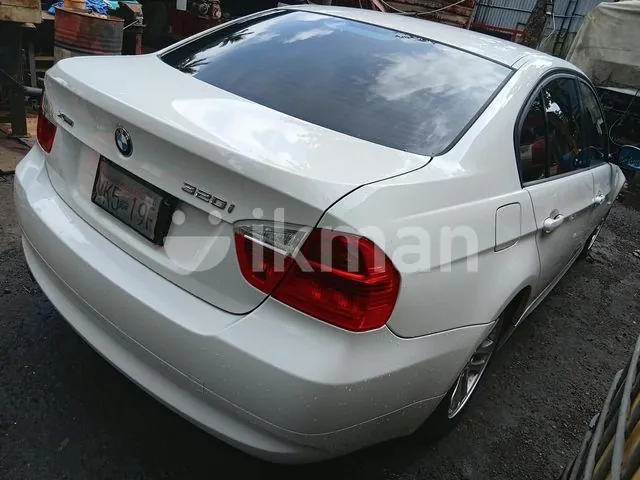 BMW 320I 2007 photo 2