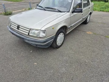 Peugeot 309