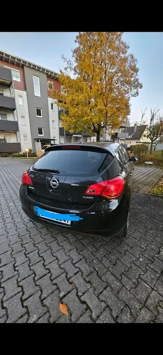 Opel Astra J