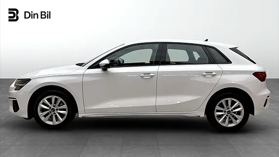Audi A3 2023 photo 2