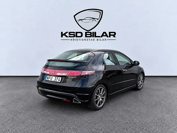 Honda Civic 2011 photo 4