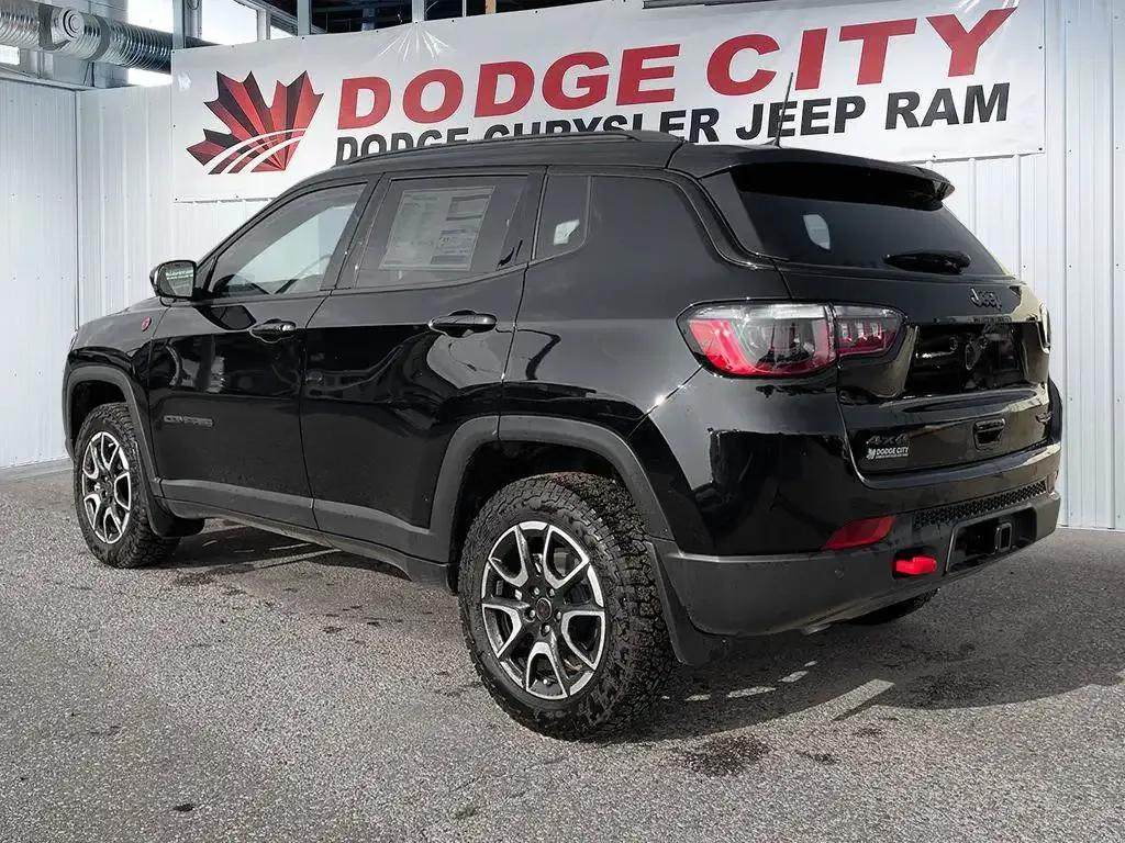 Jeep Compass 2026 photo 4