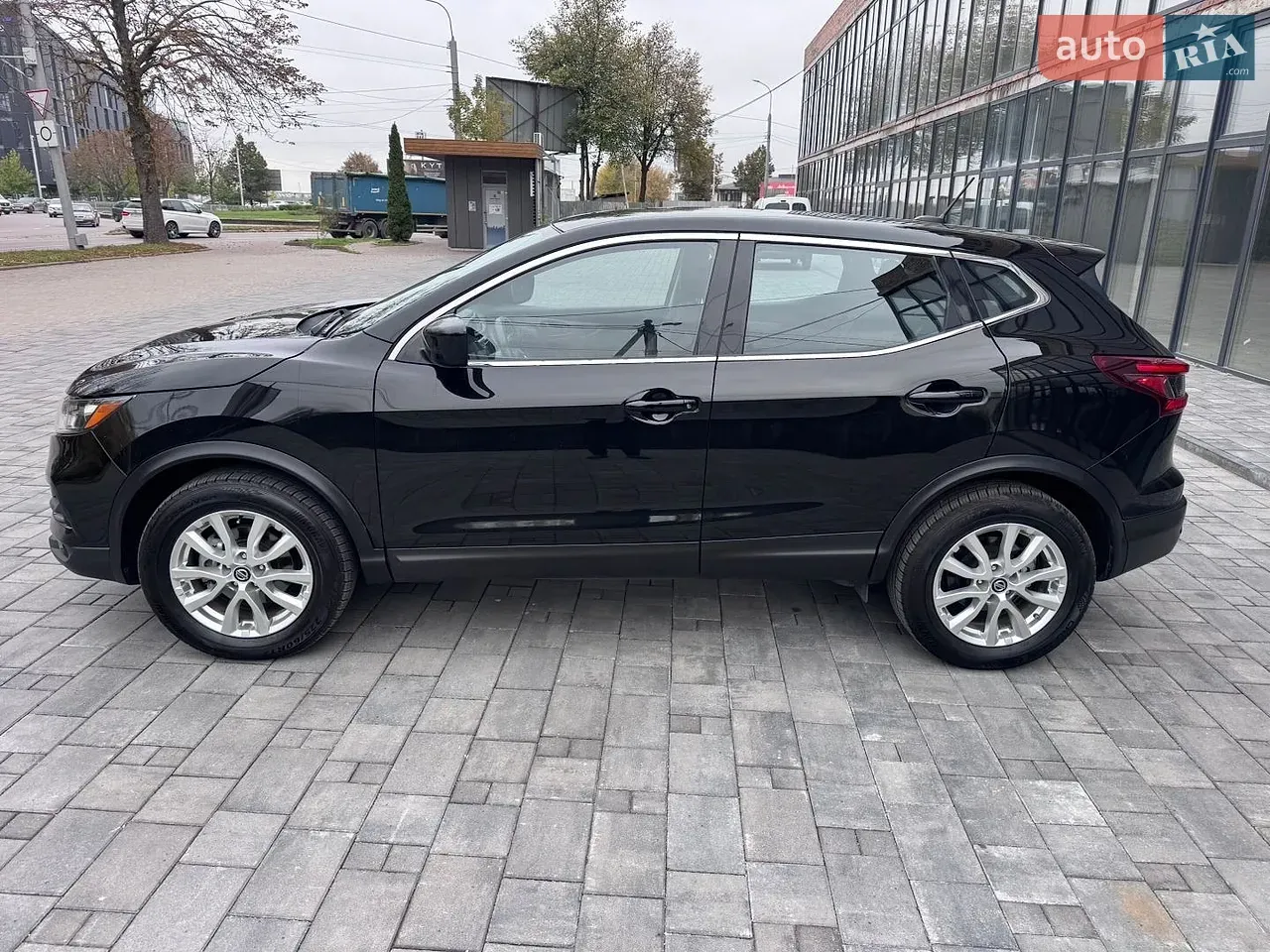 Nissan Rogue Sport 2022 photo 2