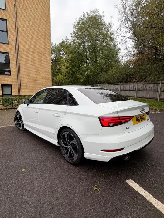 Audi A3 2019 photo 2