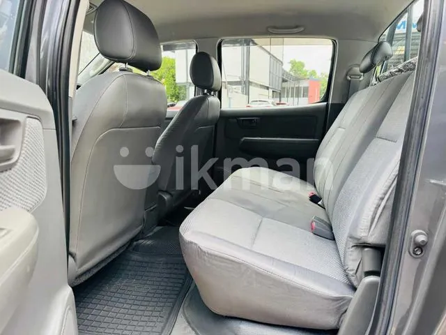Toyota Hilux 2011 photo 3